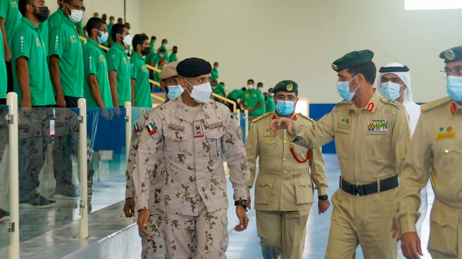 صورة بعنوان: أحمد بن طحنون يتفقد جاهزية مشاركة مجندي الخدمة الوطنية بإكسبو دبي 