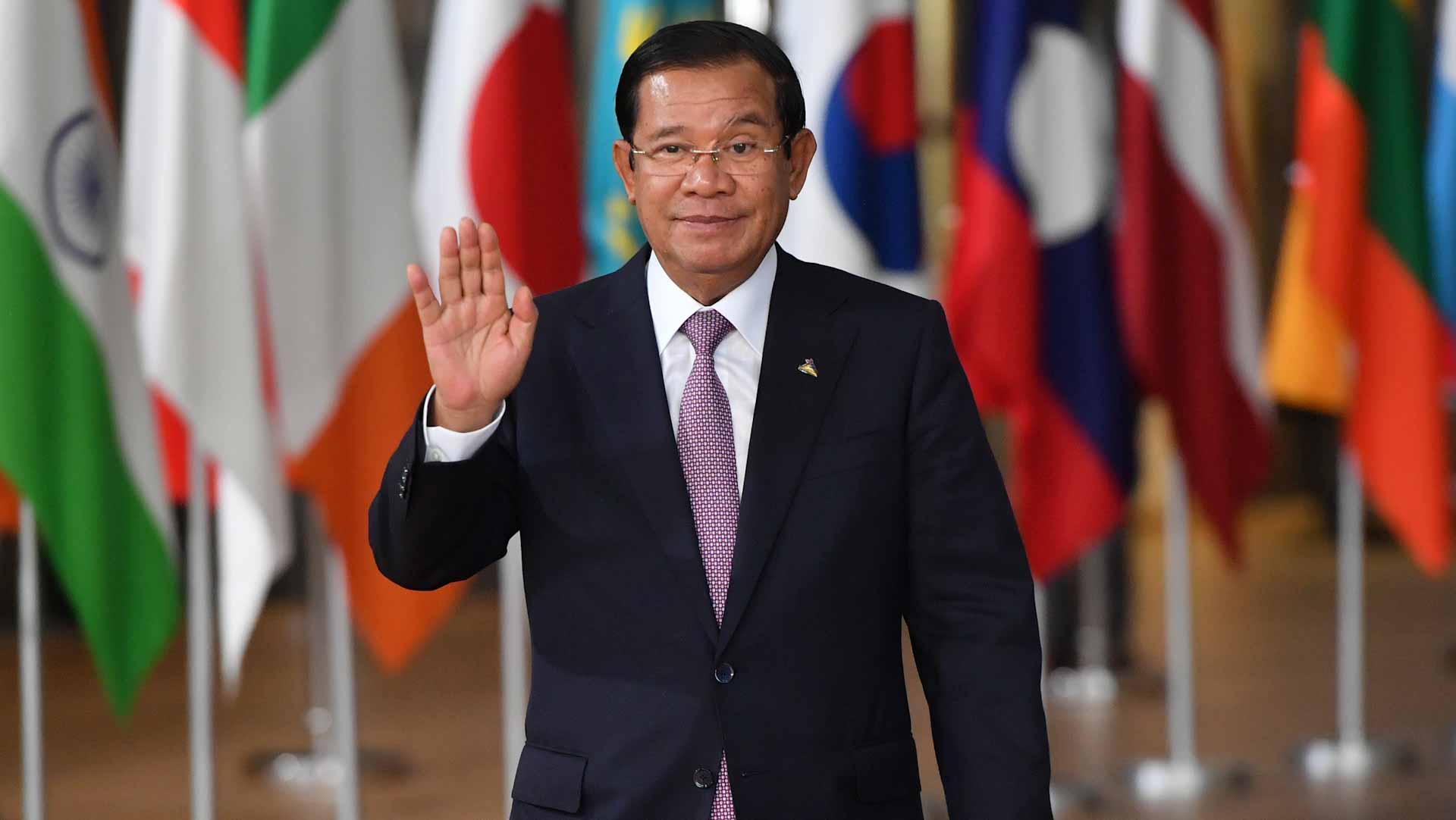 Image for the title: Cambodia reopens to 'new way of life' 