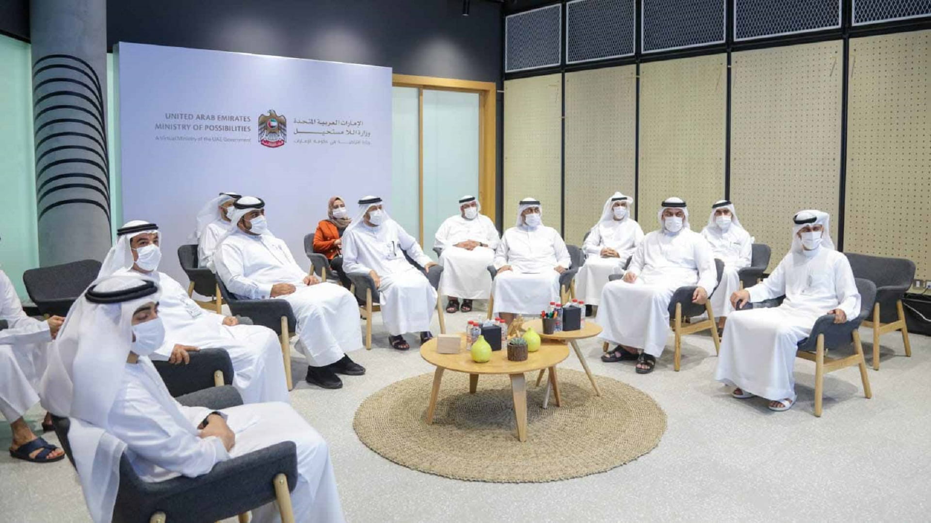 صورة بعنوان: وفد كهرباء الشارقة يطلع على برنامج الإمارات للخدمات الحكومية  