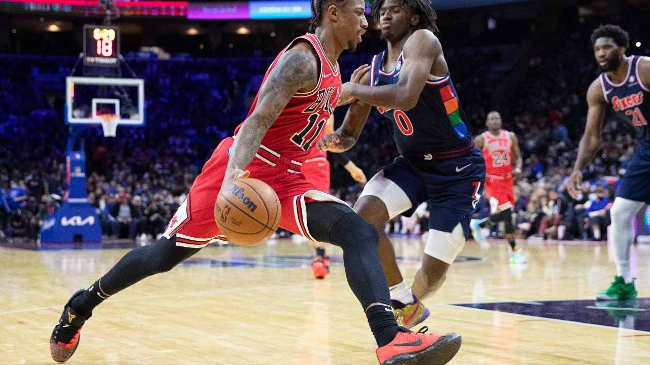 صورة بعنوان: فيلادلفيا سيكسرز يتخطى شيكاغو بولز في السلة الأميركية  