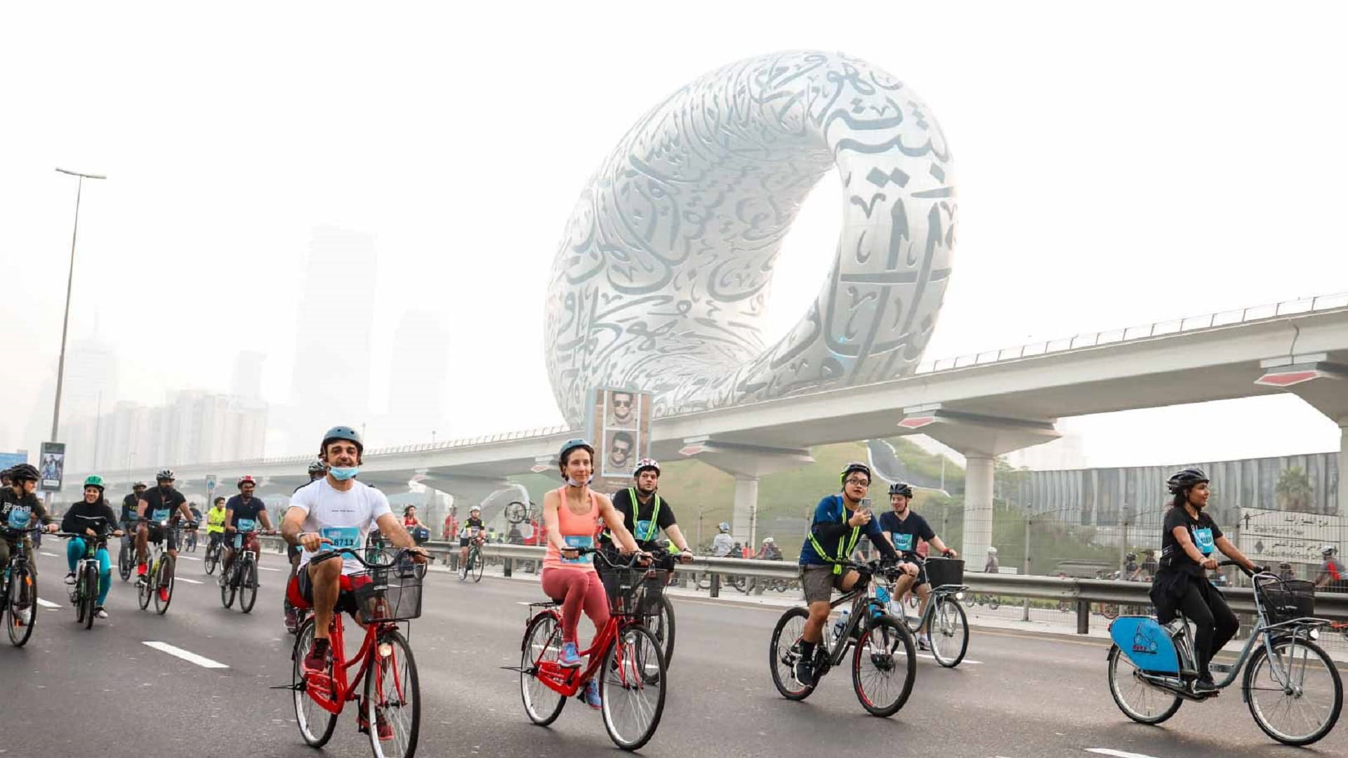 Image for the title: Sheikh Zayed Road a giant cycling track for 2nd Dubai Ride 