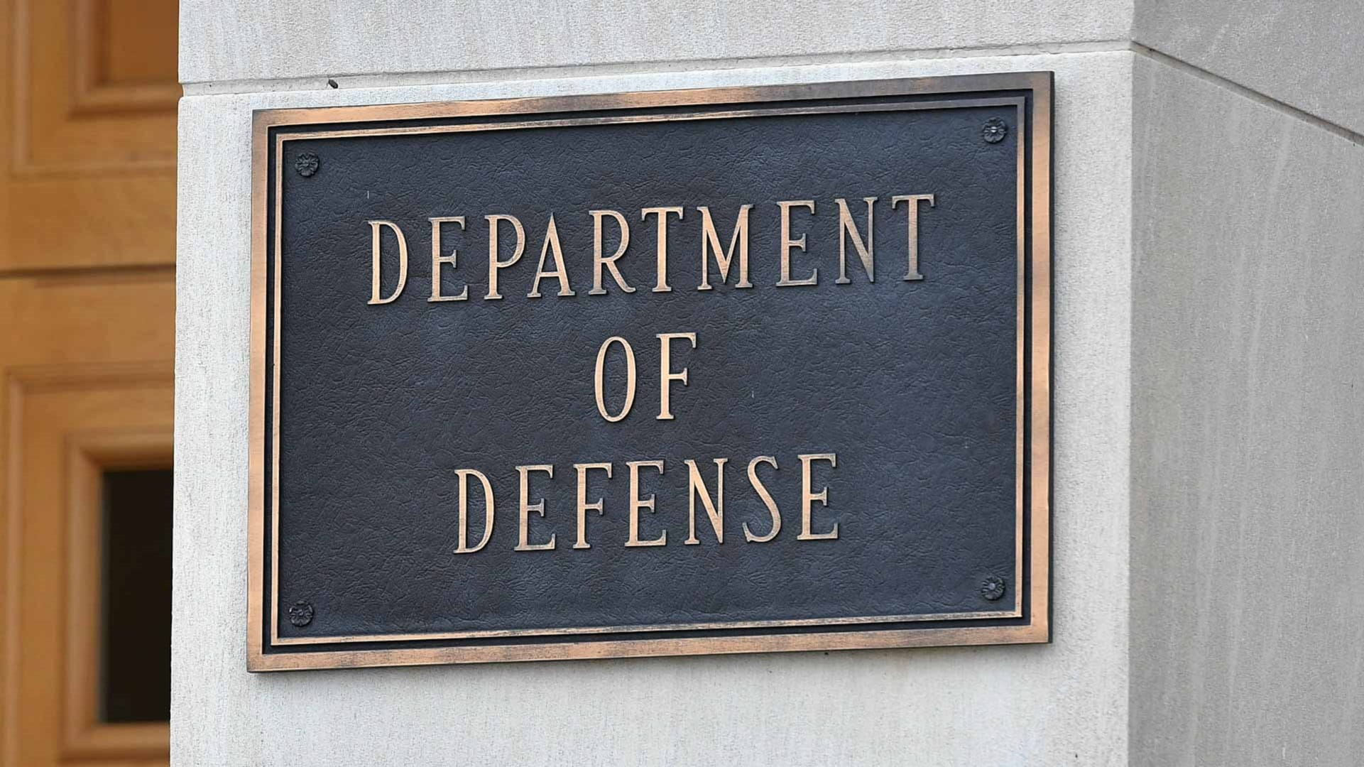 Image for the title: US uneasy about Russian military buildup near Ukraine 
