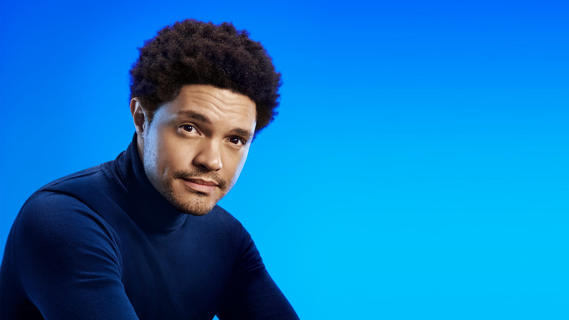 صورة بعنوان: معرض الشارقة للكتاب يستضيف مقدم البرامج الكوميدي تريفور نواه 