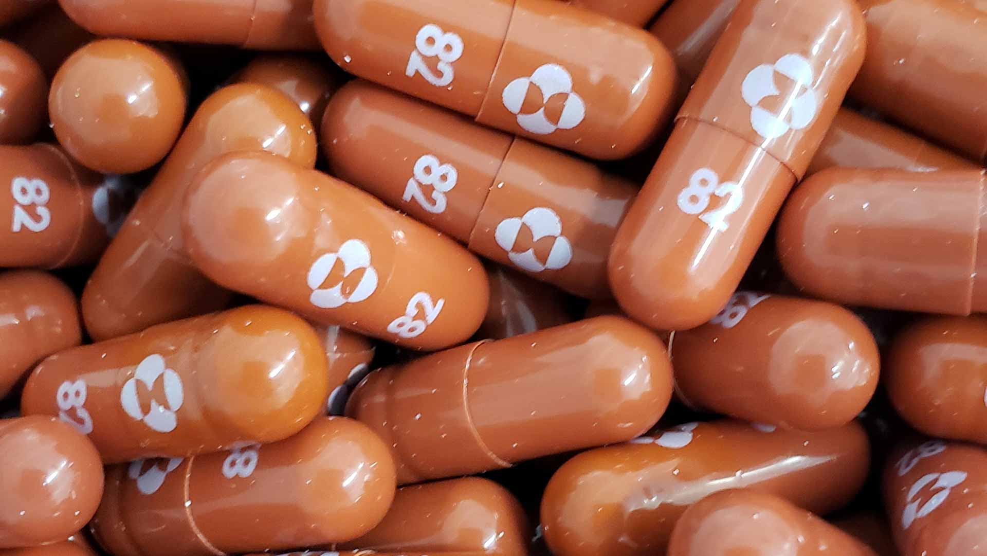Image for the title: UK to roll out COVID-19 antiviral drug trial this month 