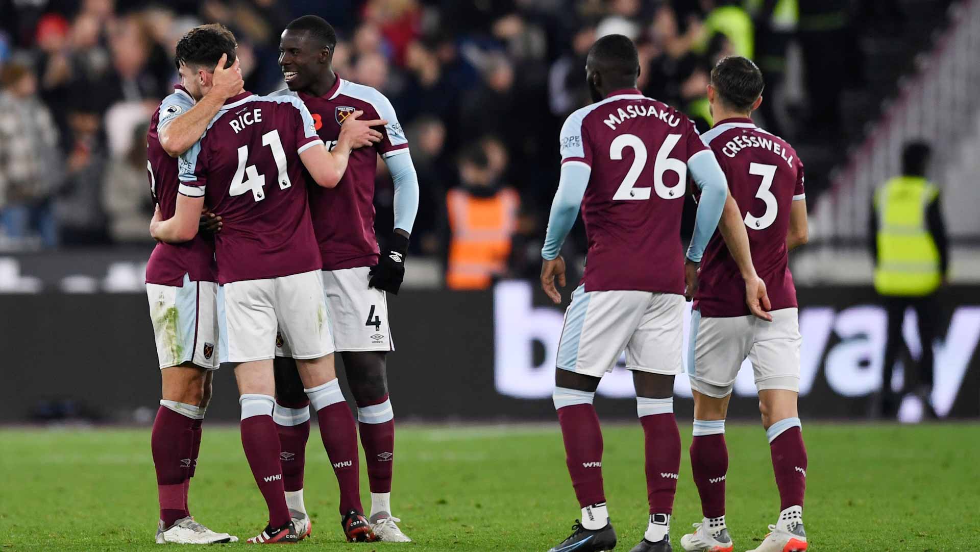 Image for the title: West Ham end Liverpool's unbeaten run with memorable win 