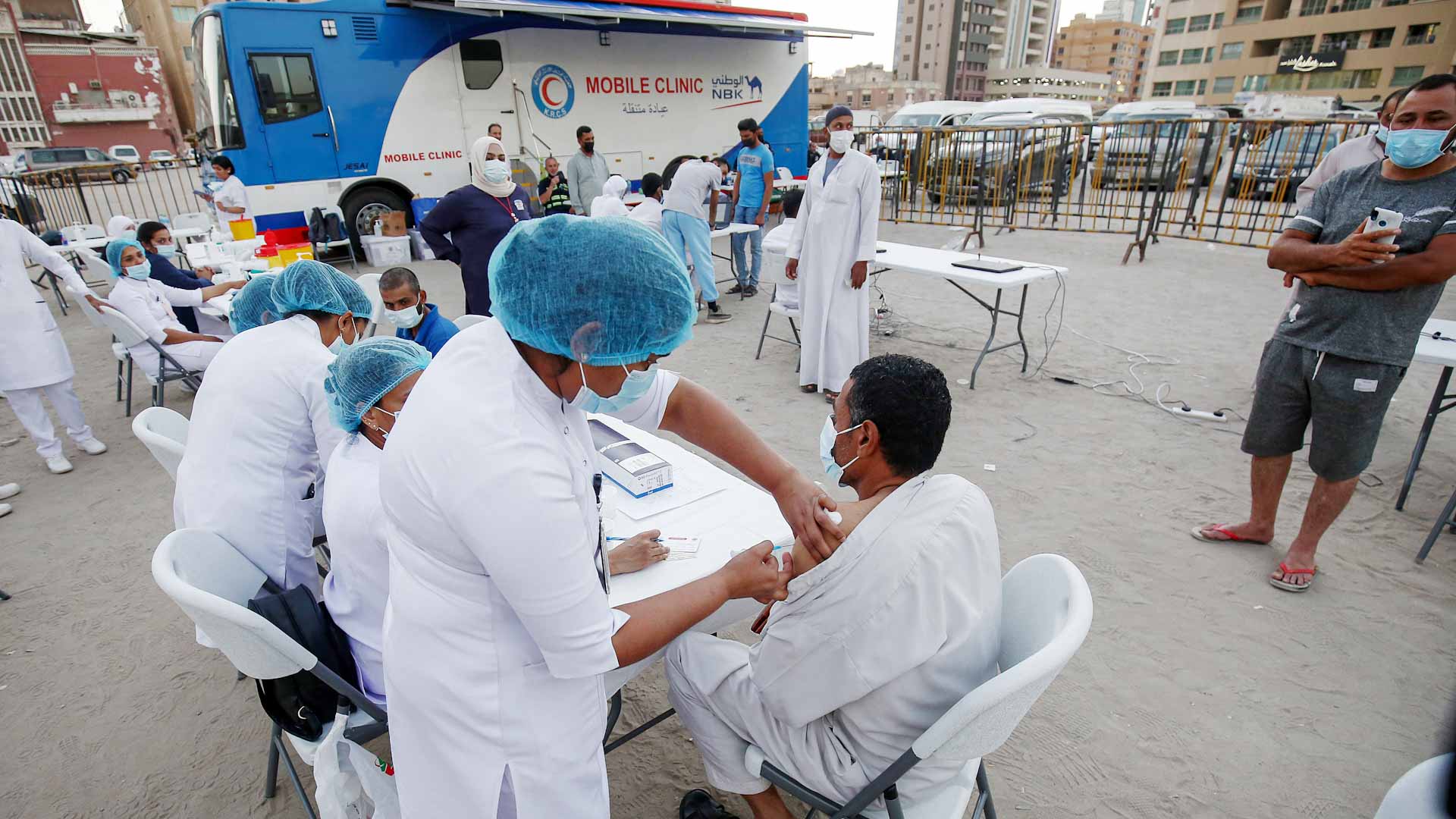 Image for the title: Kuwait reports 24 new COVID-19 cases 