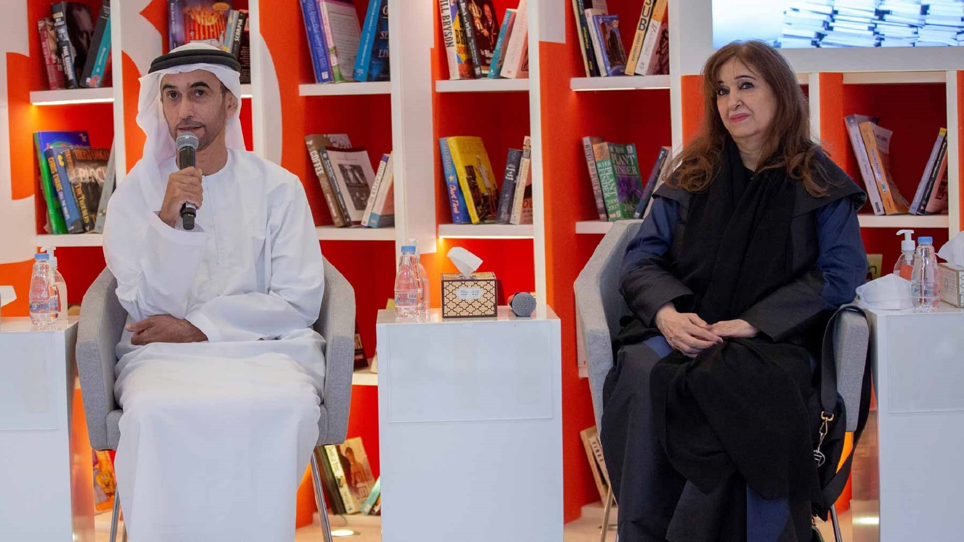 صورة بعنوان: ميسون القاسمي: الكتابة حياة الكاتب التي تجري في شرايينه 