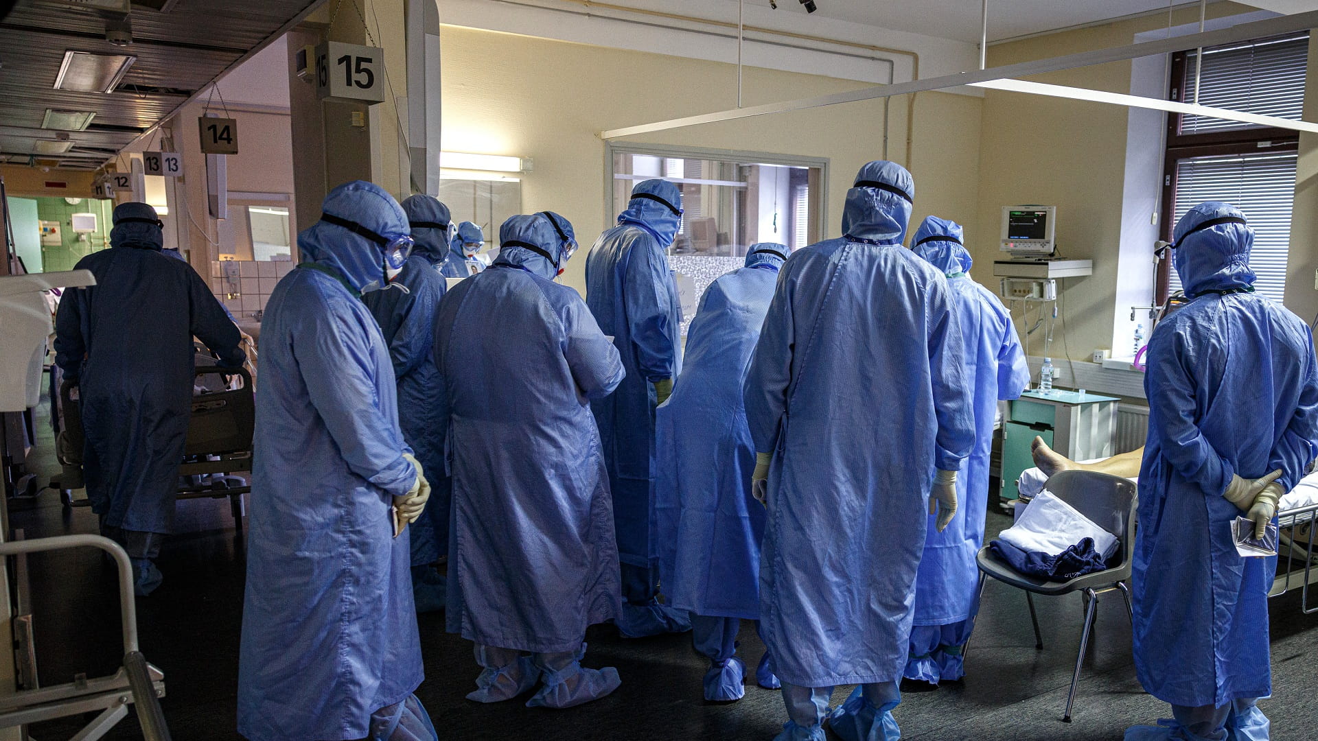 Image for the title: Russia suffers 40,123 new Covid-19 infections, 1,235 fatalities 