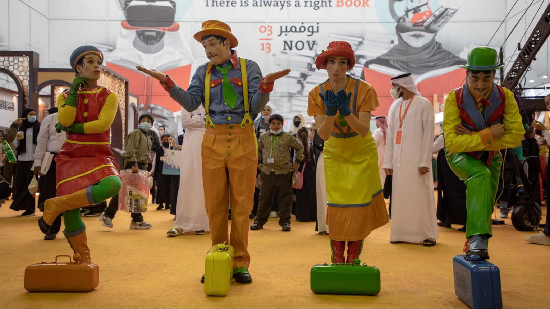 Image for the title: Live comic mime encourages visitors to read at SIBF 2021 