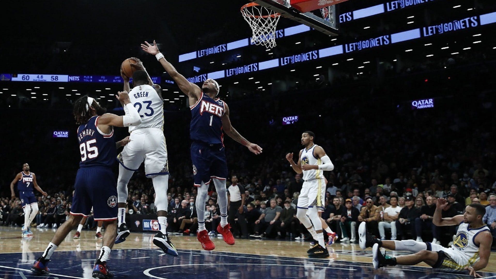 صورة بعنوان: جولدن ستيت يستعيد نغمة الانتصارات في دوري السلة الأميركي  