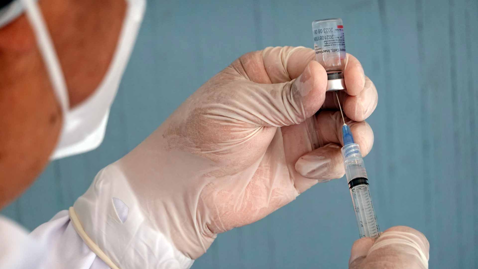 Image for the title: Hong Kong authorises Sinovac vaccine for children aged 3-17 