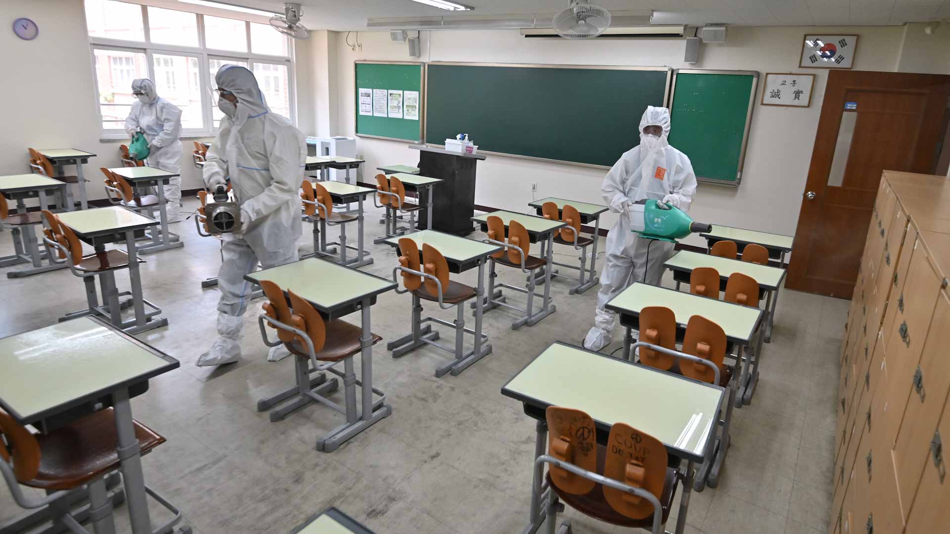 Image for the title: S.Korean schools resume full in-person classes 