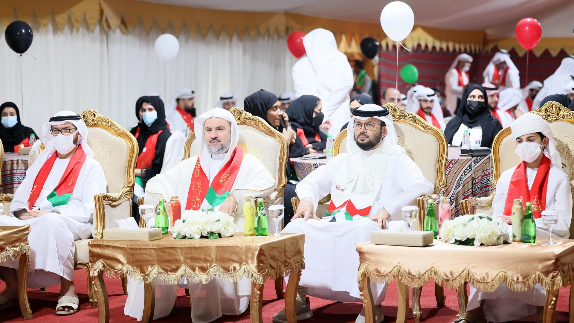 صورة بعنوان: دائرة شؤون بلديات الشارقة تحتفل بـ "عيد الاتحاد الخمسين" 