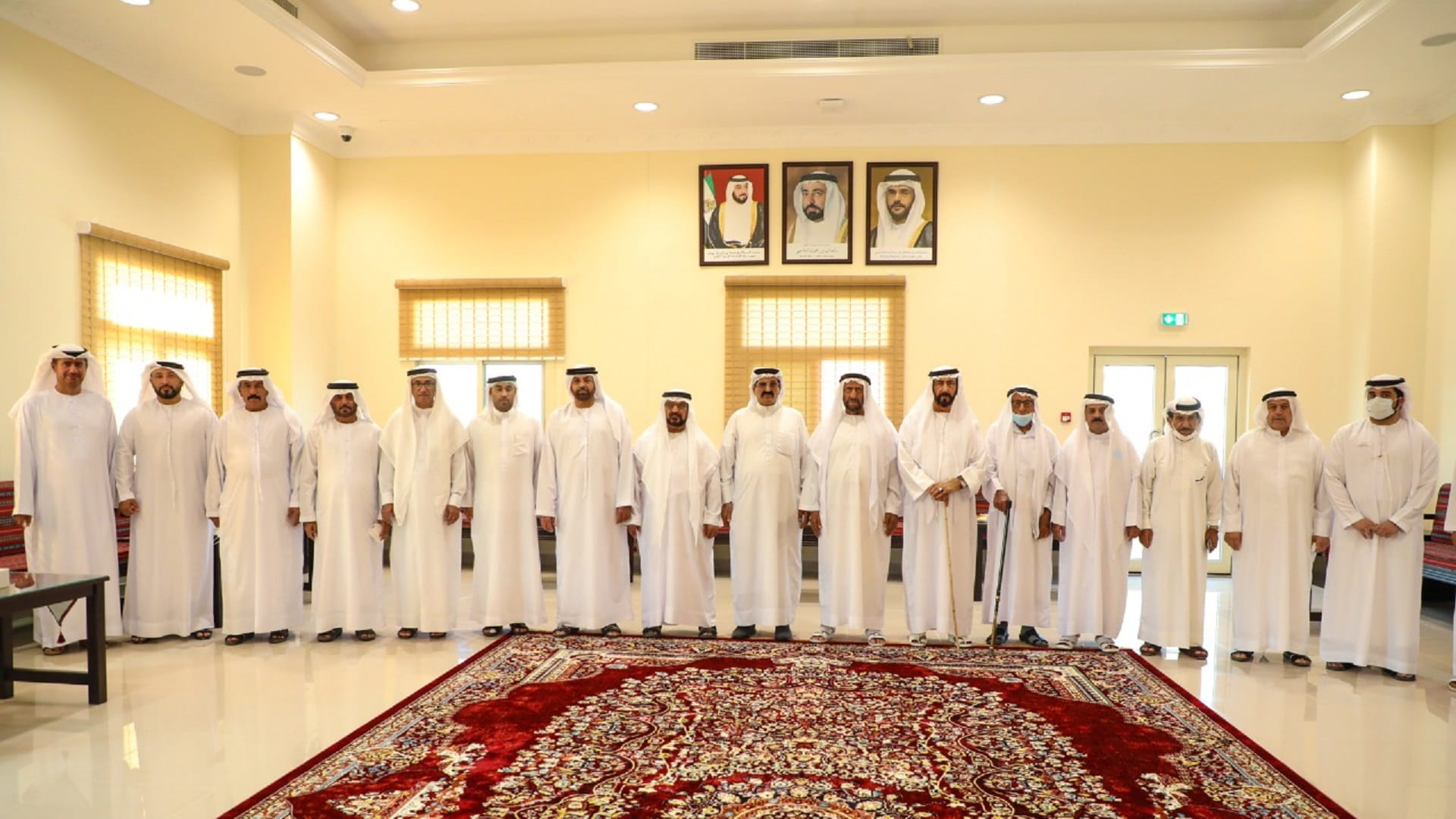 صورة بعنوان: مجلس الحمرية ينظم ملتقى الـ 50 بين الماضي والحاضر لكبار المواطنين 