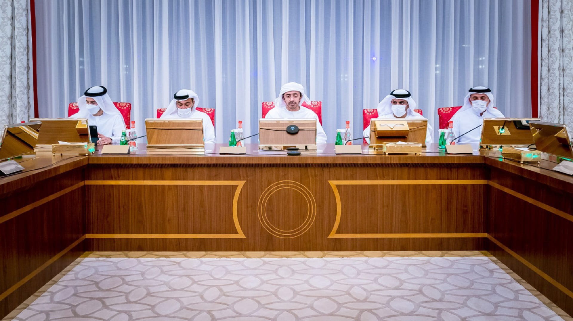 Image for the title: Abdullah bin Zayed chairs committee overseeing AML-CFT meeting 