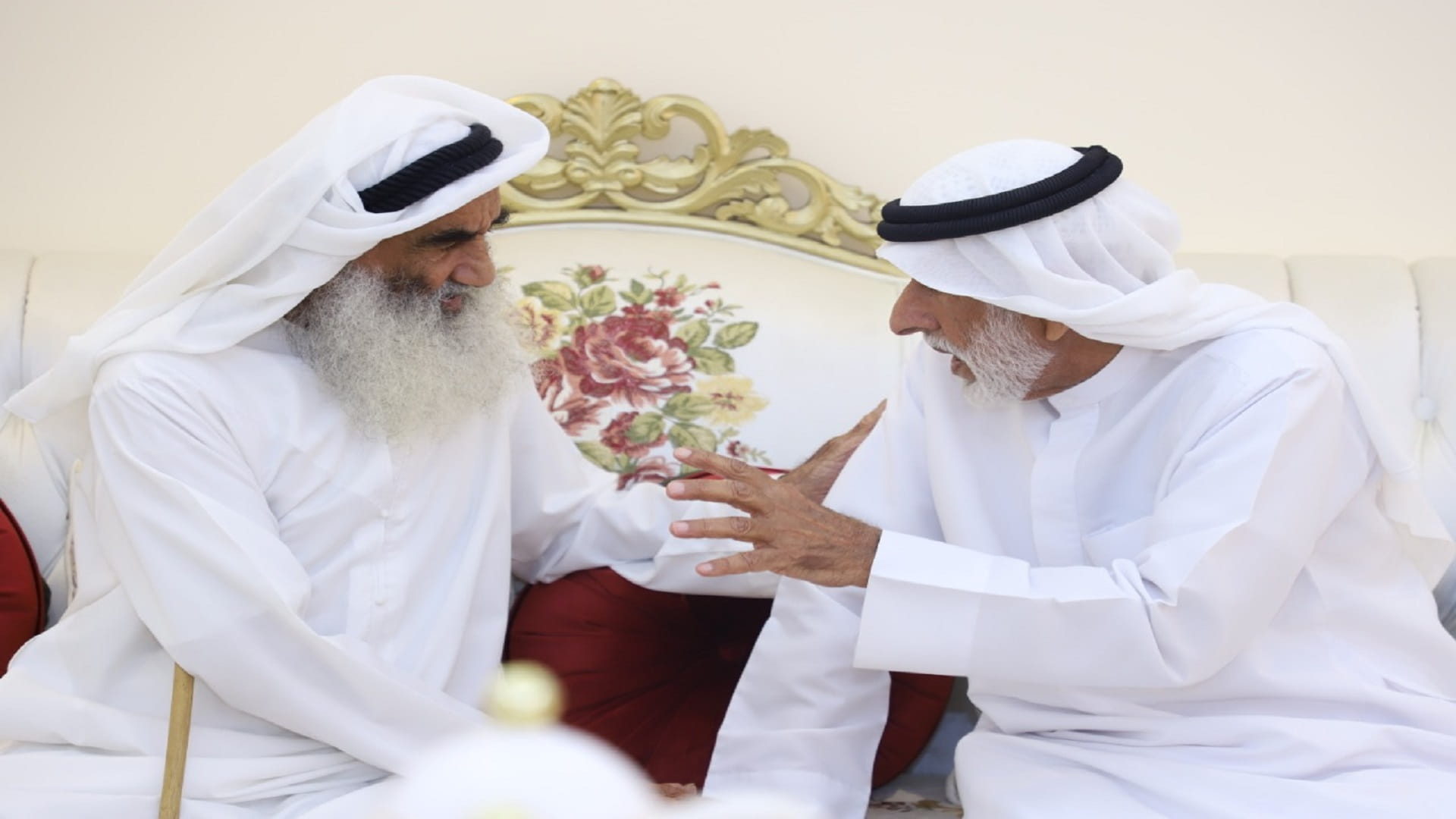 صورة بعنوان: "أولياء أمور المنطقة الوسطى" يزور المواطن حسن خليفه بن سرور الكتبي 