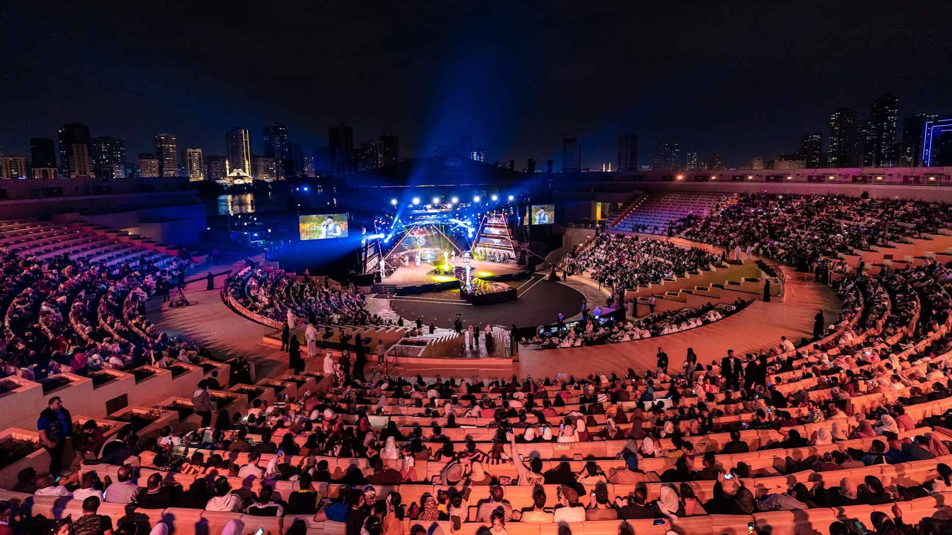 صورة بعنوان: "منشد الشارقة" يطلق دورته الـ13 لاكتشاف أجمل الأصوات في فن الإنشاد 