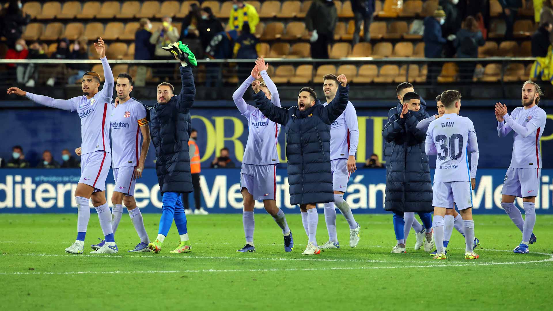 صورة بعنوان: برشلونة يتخطى فياريال بصعوبة في الدوري الإسباني 