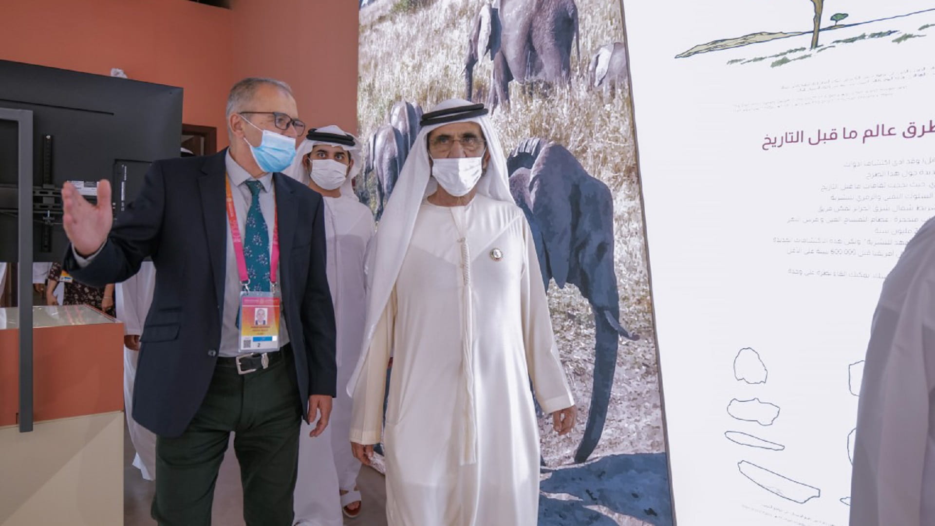Image for the title: Mohammed bin Rashid visits Algerian pavilion at Expo 2020 Dubai 