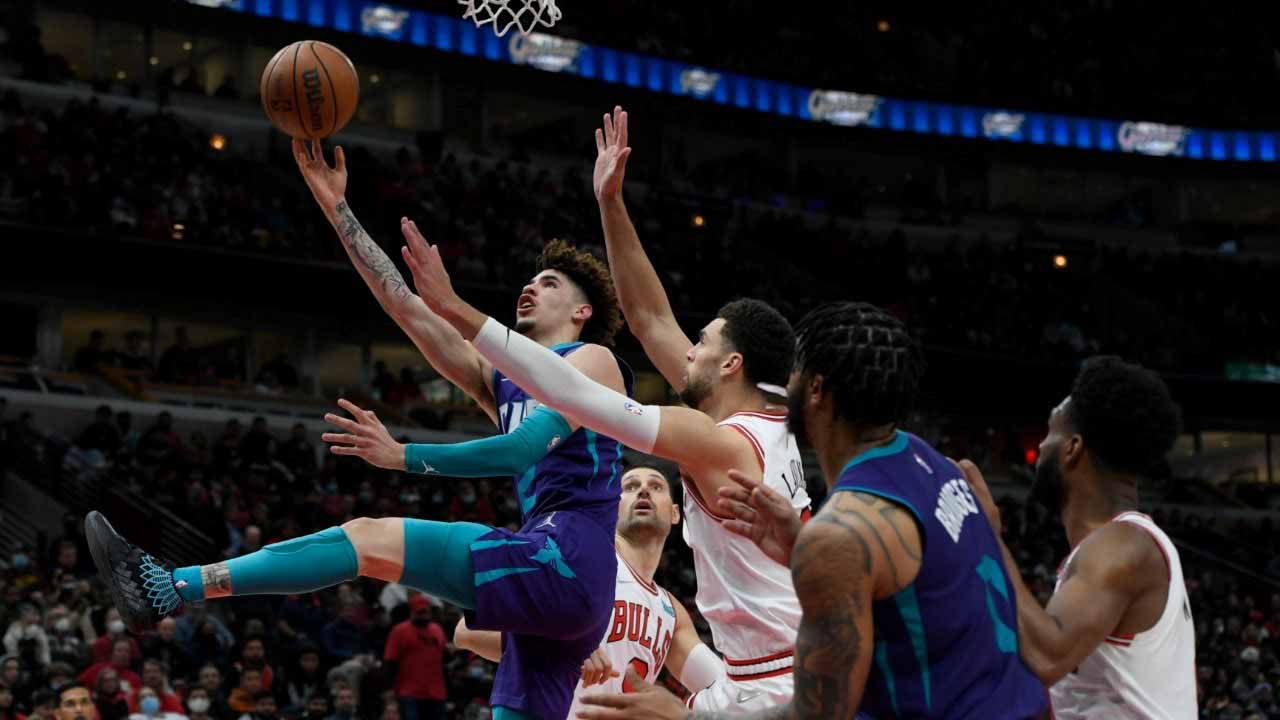 صورة بعنوان: شيكاغو بولز يُحقق فوزه الـ 14 في السلة الأميركية  