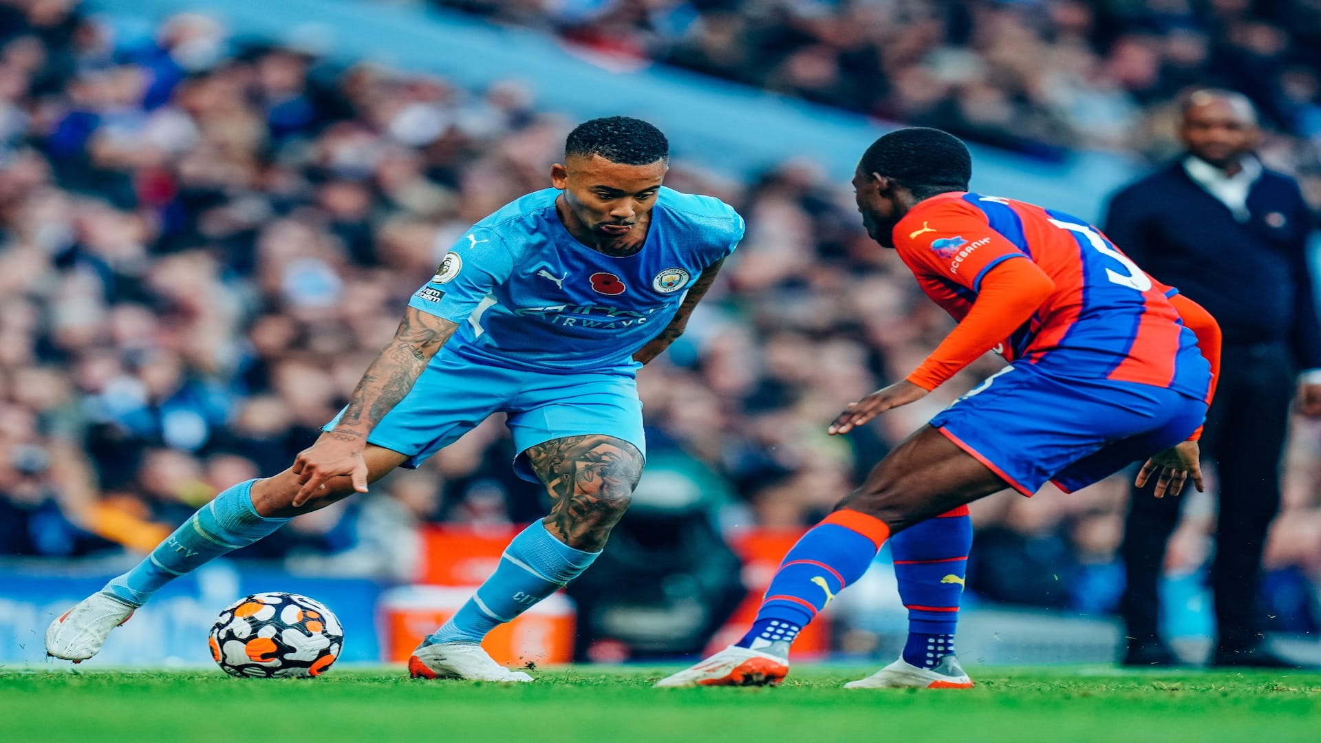 صورة بعنوان: كريستال بالاس يعرقل مانشستر سيتي في الدوري الإنجليزي 