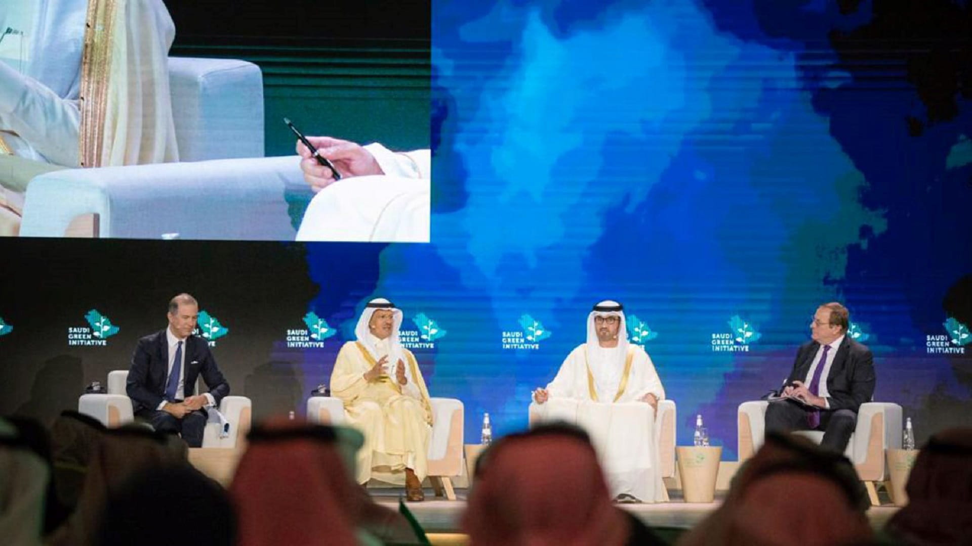 صورة بعنوان: وزير الطاقة السعودي: هدفنا الحياد الصفري من الانبعاثات الكربونية 