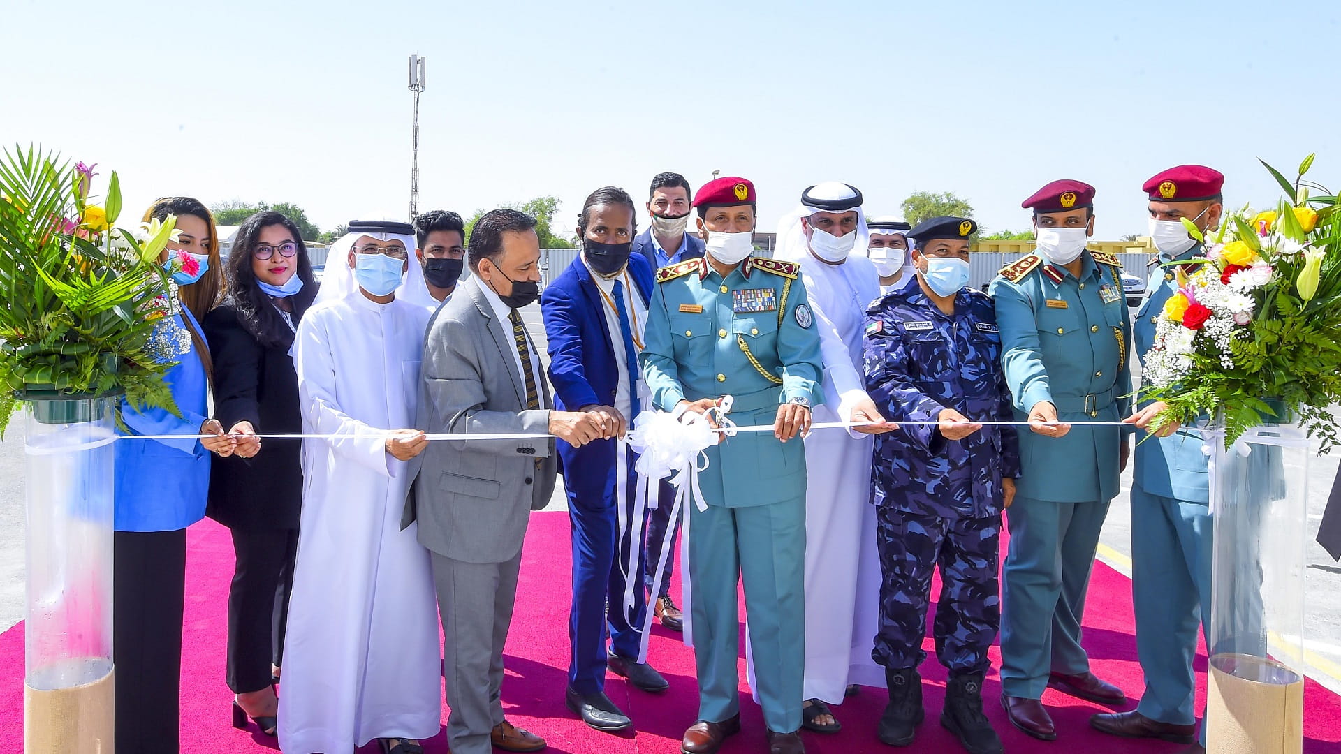 صورة بعنوان: الشامسي يفتتح مختبر الشارقة المركزي لتحليل عينات "بي سي آر" 