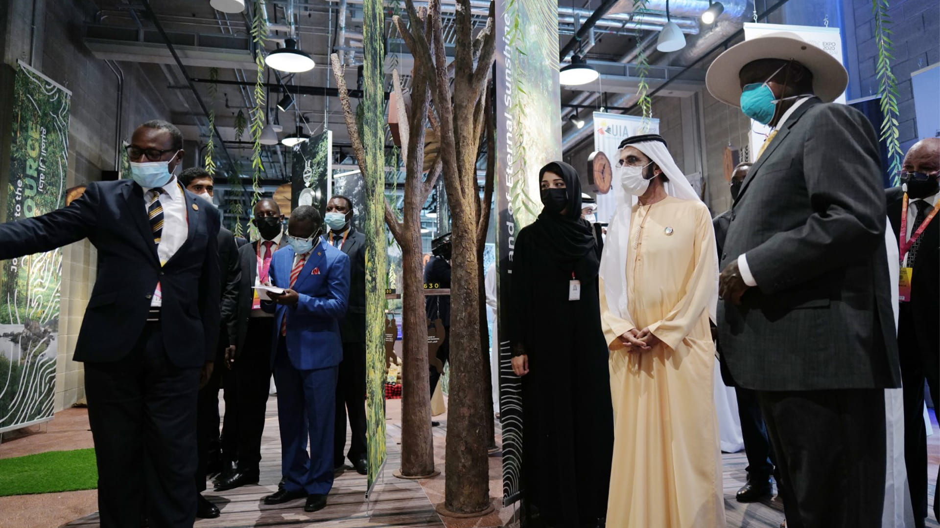 Image for the title: Mohammed bin Rashid meets with President of Uganda 