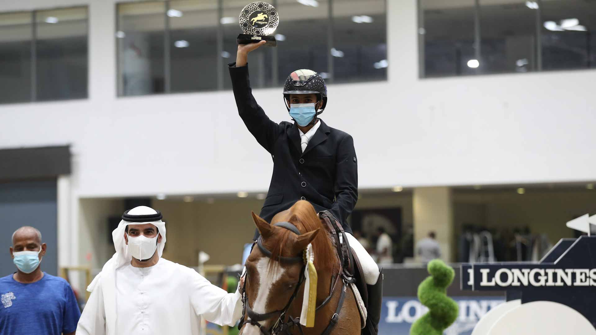 صورة بعنوان: 525 فارساً يسجلون رقماً قياسياً في انطلاقة موسم قفز الحواجز الجديد 