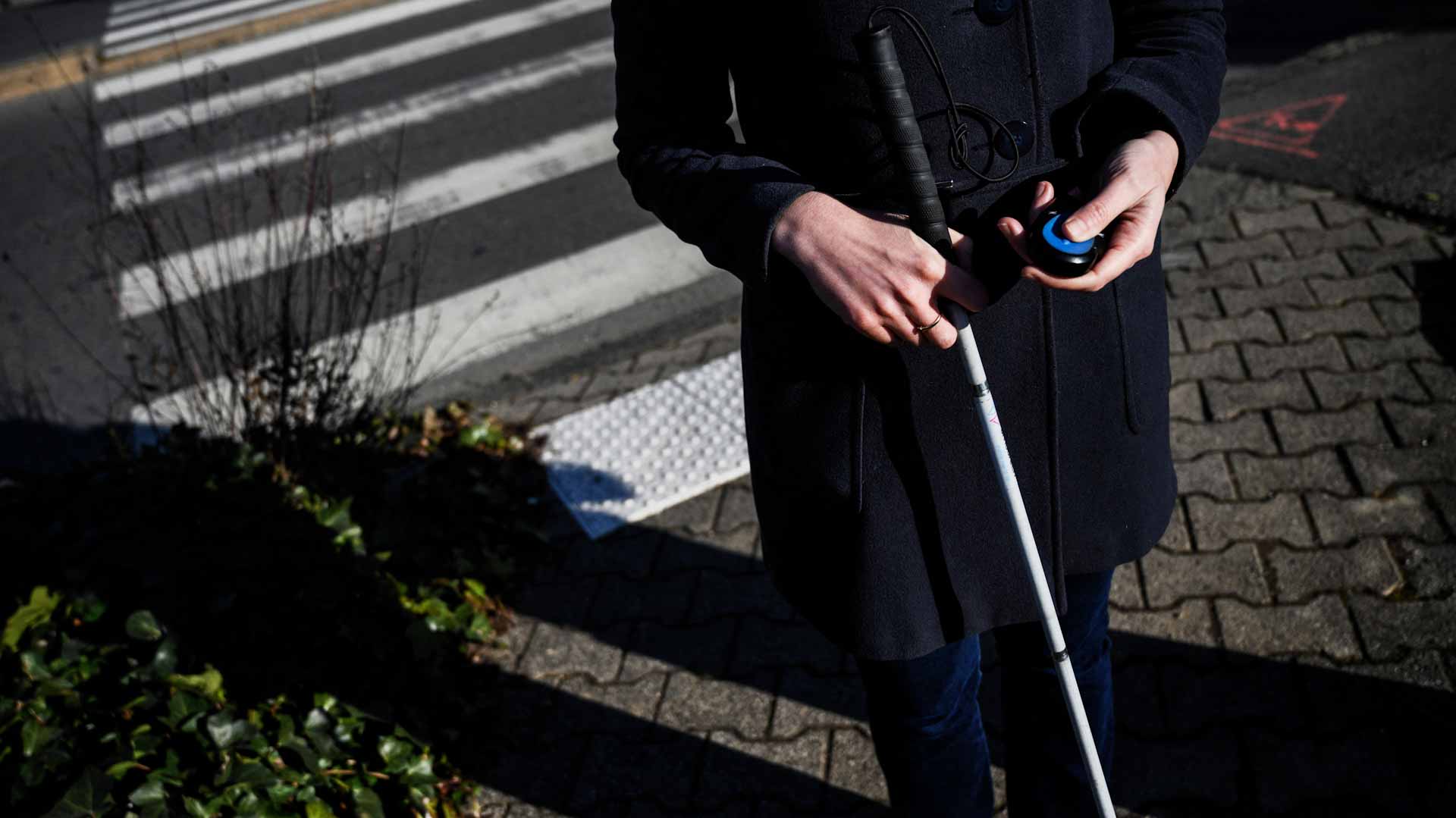 صورة بعنوان: كفيف بكفة  