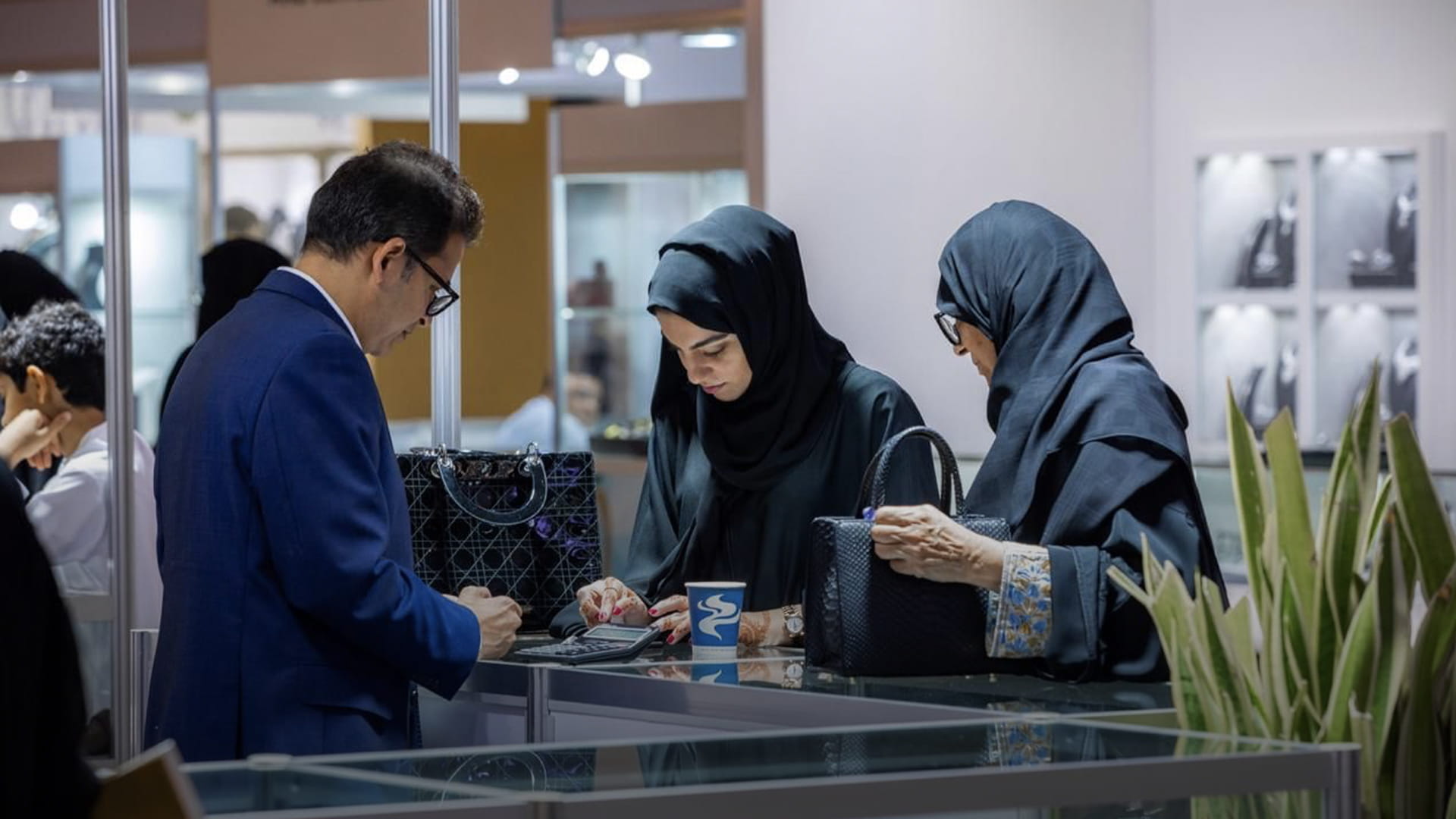 Image for the title: 48th Watch & Jewellery Middle East Show to kick off on Tuesday 