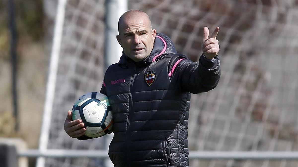 صورة بعنوان: نادي ليفانتي الإسباني يستغني عن خدمات المدرب باكو لوبيز 