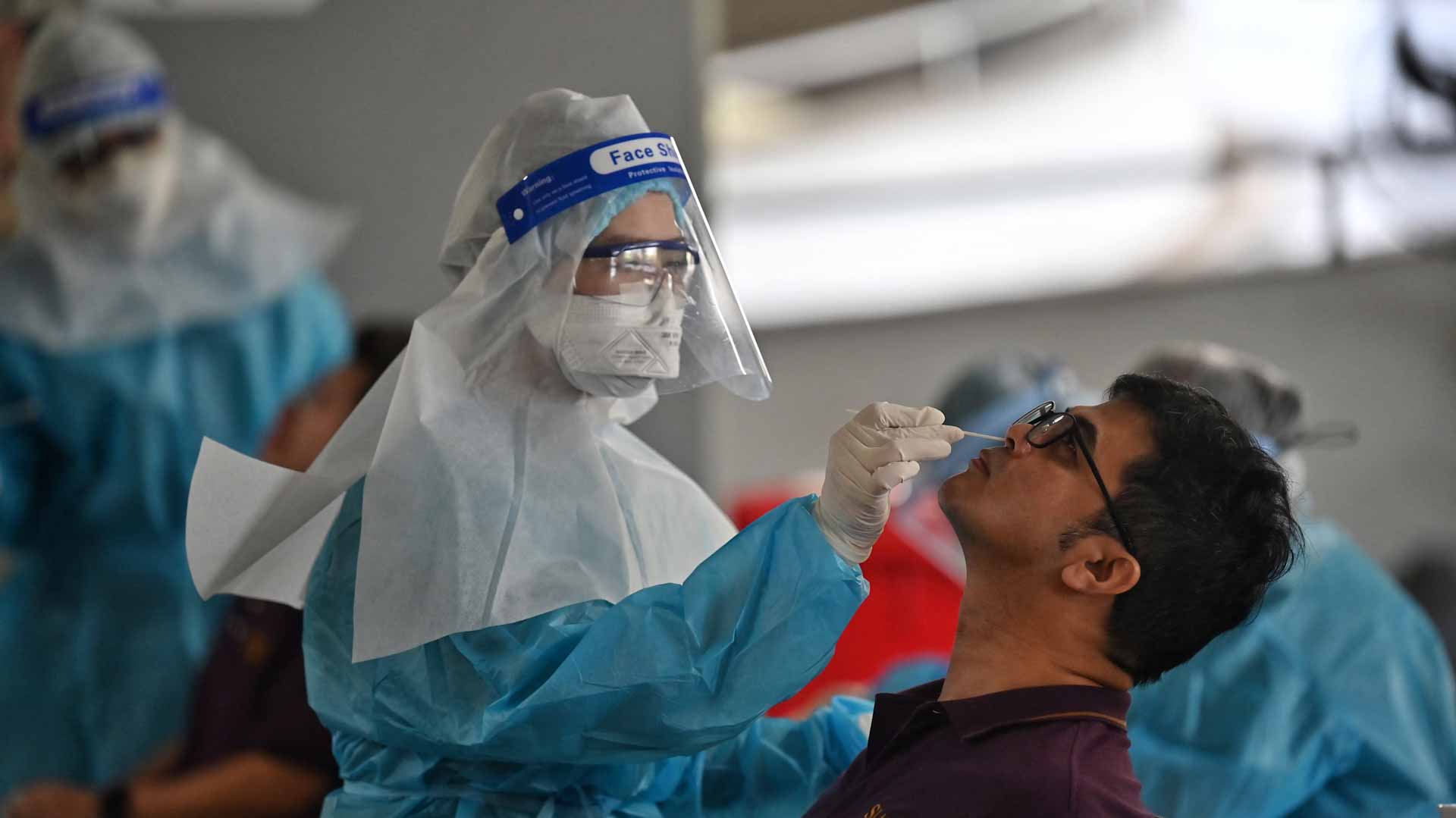 Image for the title: Worldwide coronavirus cases cross 235.93 million 