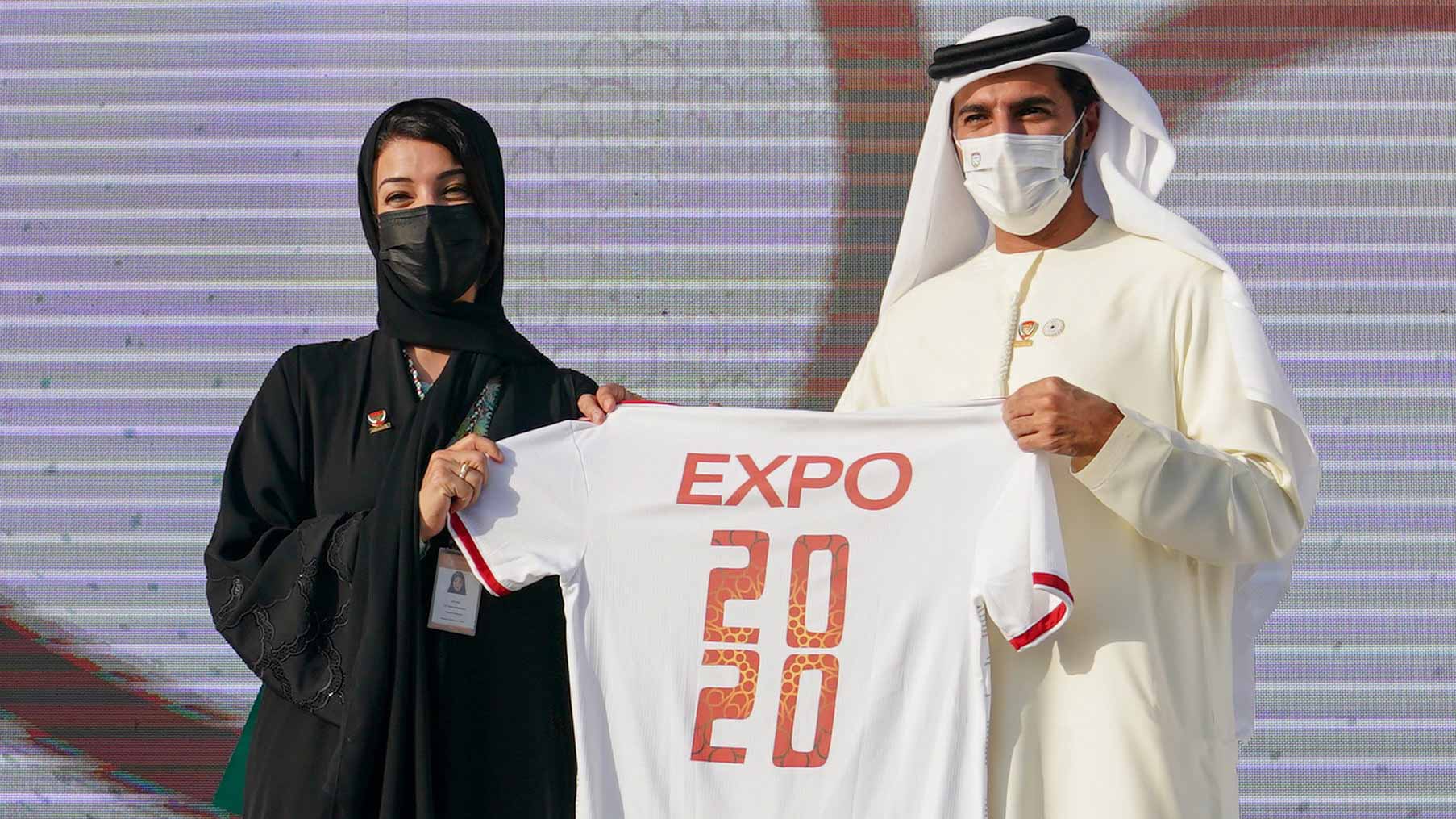 صورة بعنوان: شعار إكسبو دبي 2020 يزين قمصان المنتخبات الوطنية 
