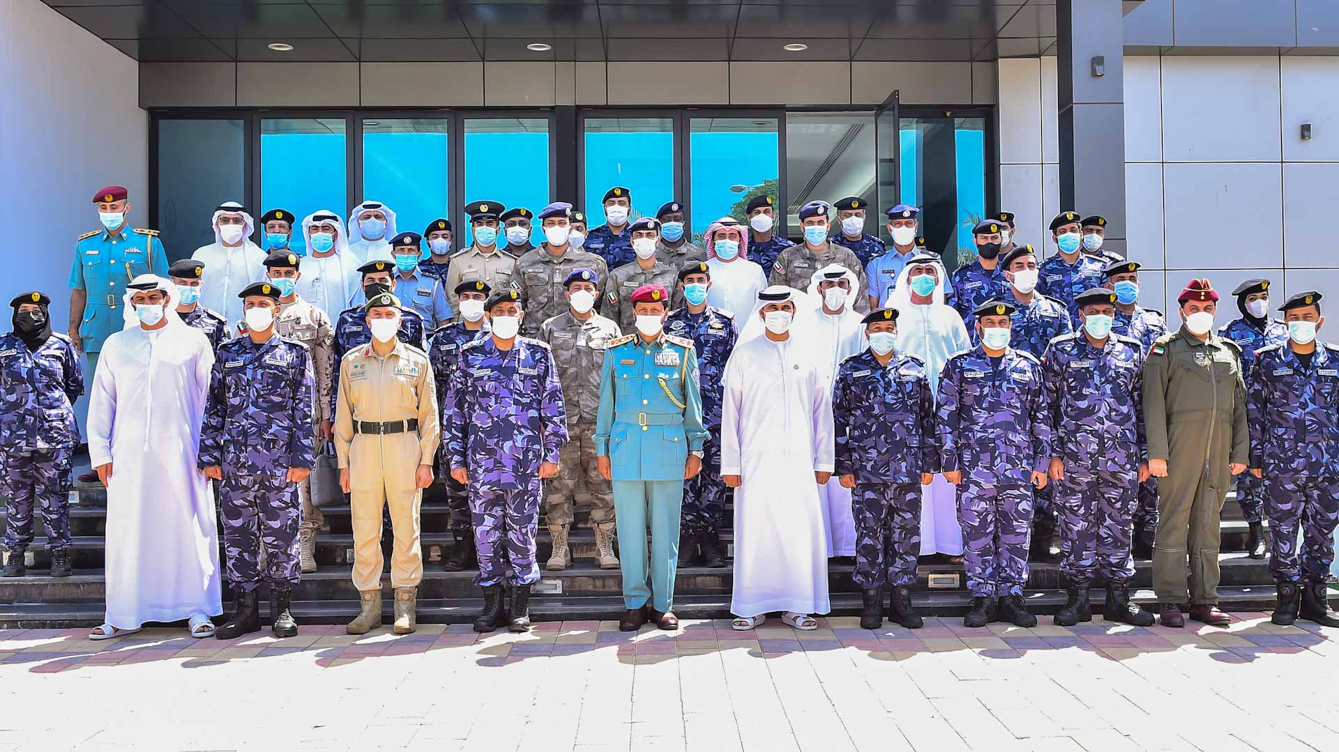 Image for the title: Al Shamsi attends conclusion of Al Hosn 9/2021 workshop  