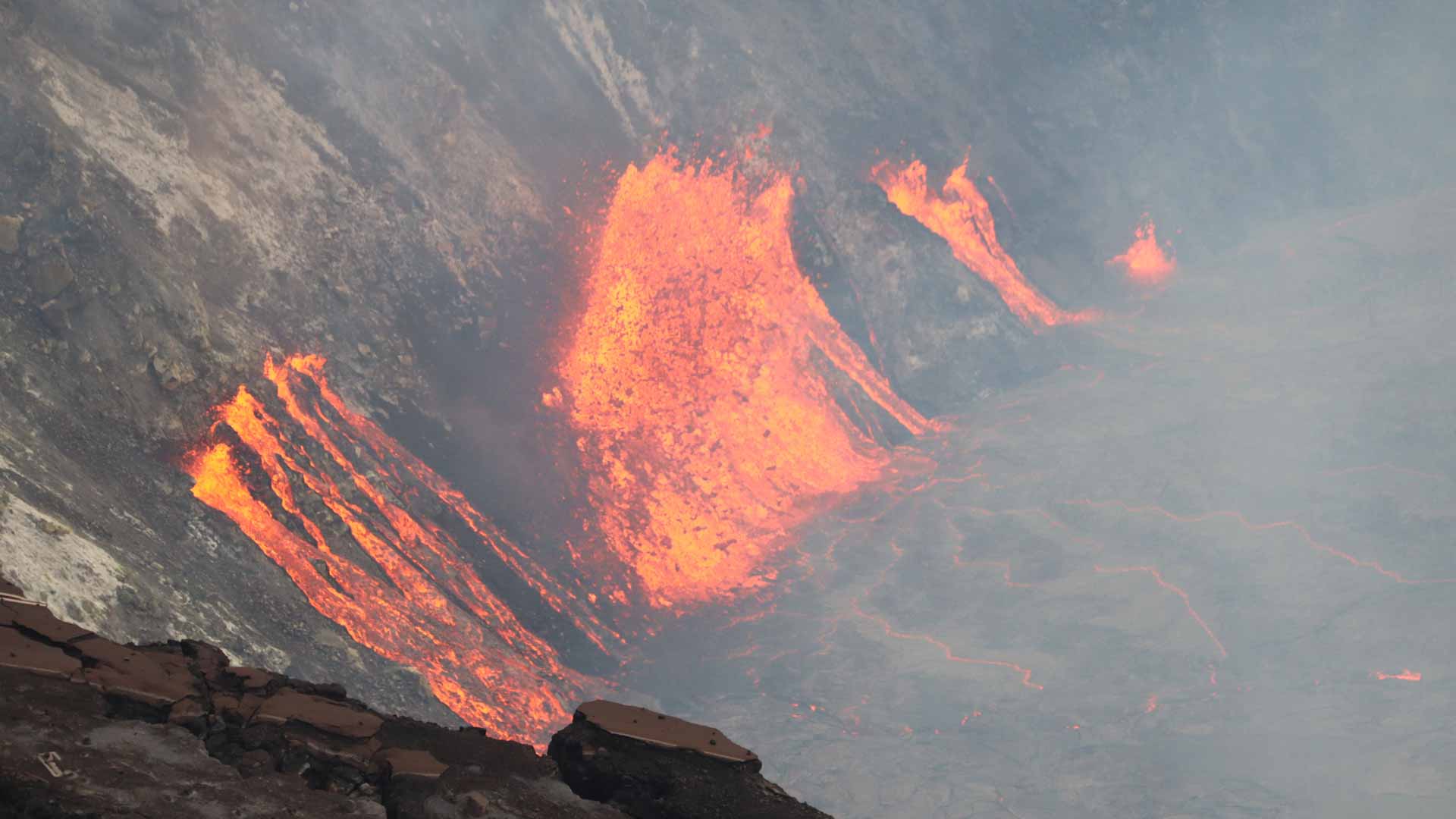 Image for the title: Lava continues to erupt from Hawaii's Kilauea volcano 