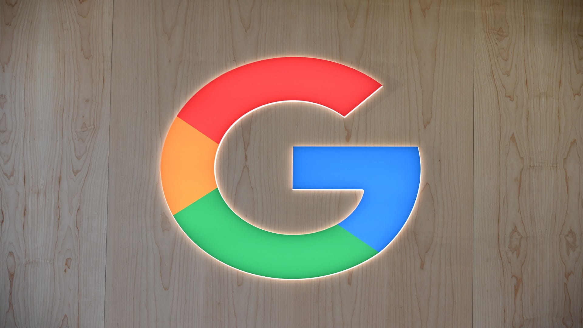 Image for the title: Google to stop pairing ads with climate change misinformation 