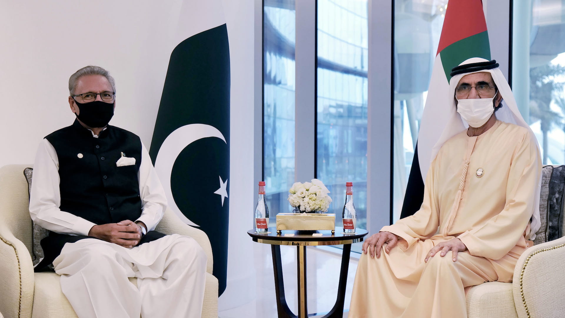 Image for the title: Mohammed bin Rashid meets with Pakistani Pres. at Expo 2020 Dubai 