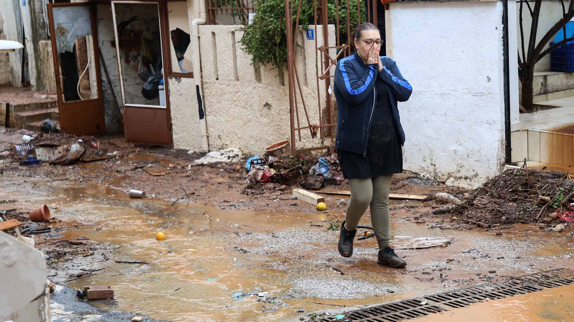 Image for the title: Storm batters fire-ravaged Greek island 
