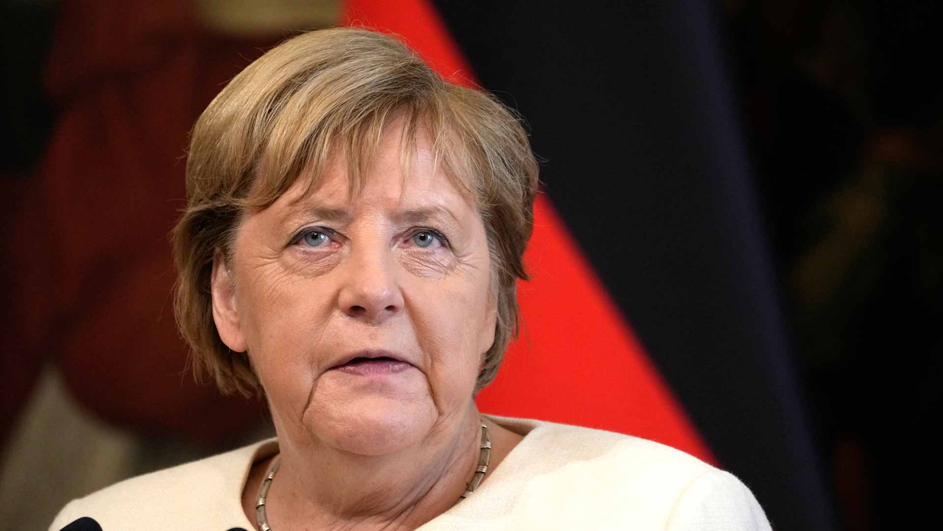 Image for the title: Germany's Merkel kicks off final official visit to Israel 