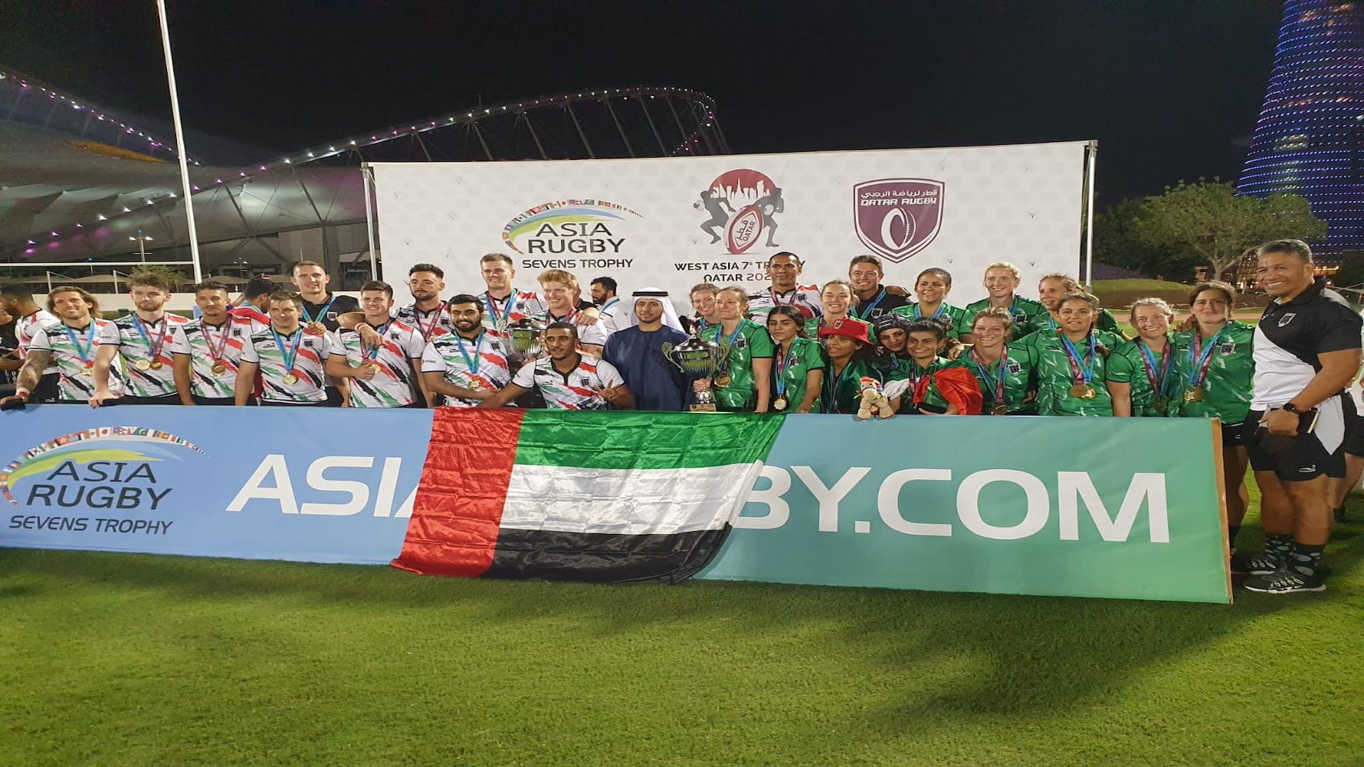 صورة بعنوان: "أبيض الرجبي" يحقق أول الألقاب في غرب آسيا  