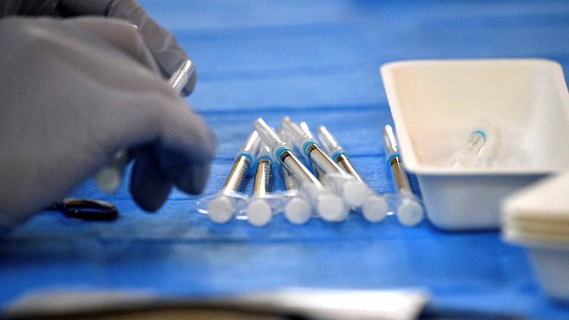 Image for the title: S. Korea to donate doses of vaccine to Vietnam and Thailand 