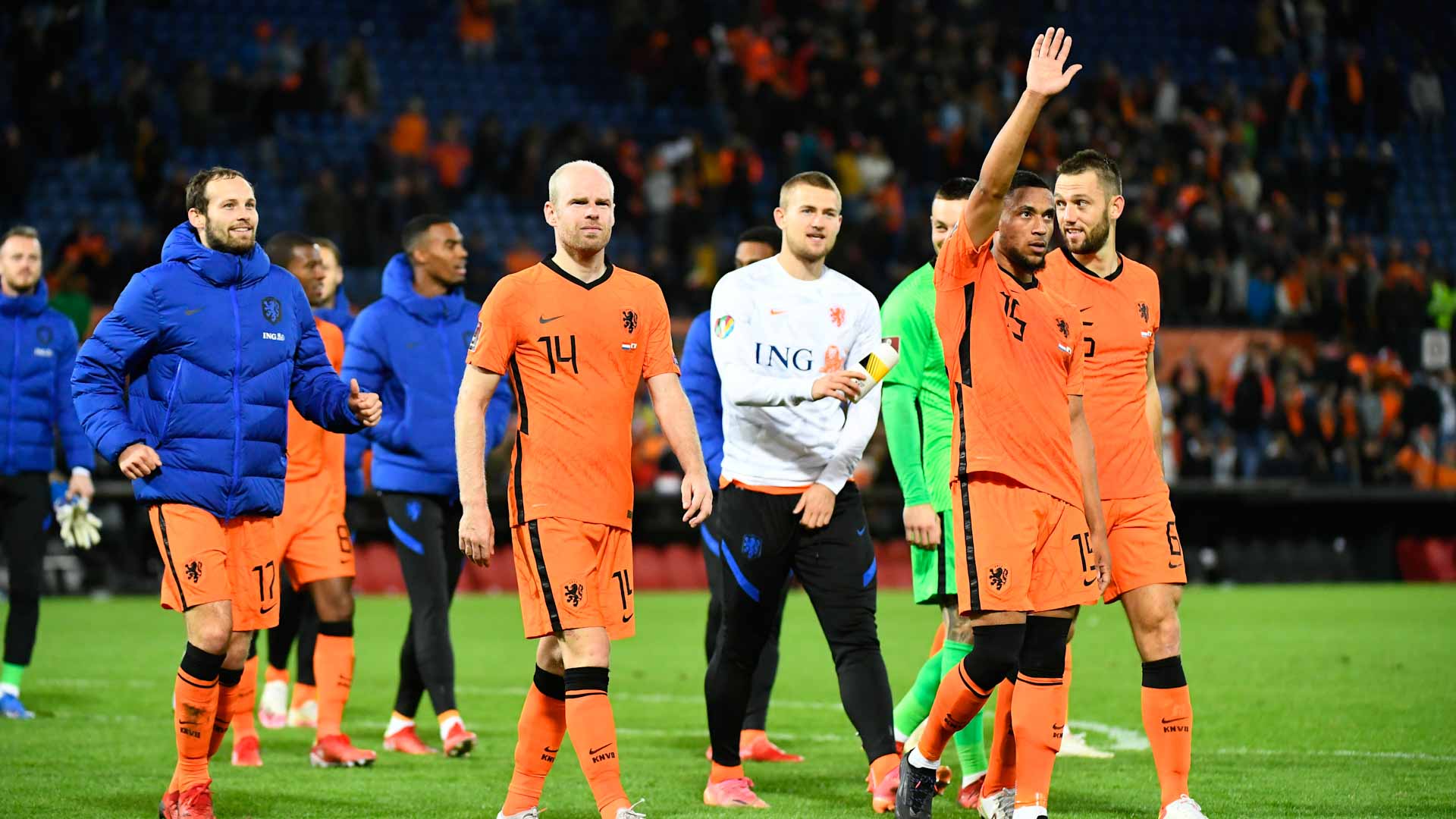 Image for the title: Depay double ensures easy win for Netherlands over Gibraltar 