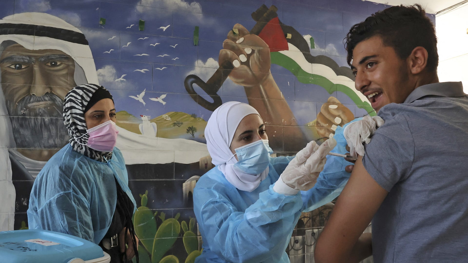 صورة بعنوان: فلسطين تسجل 11 وفاة جديدة و809 إصابات بكورونا  