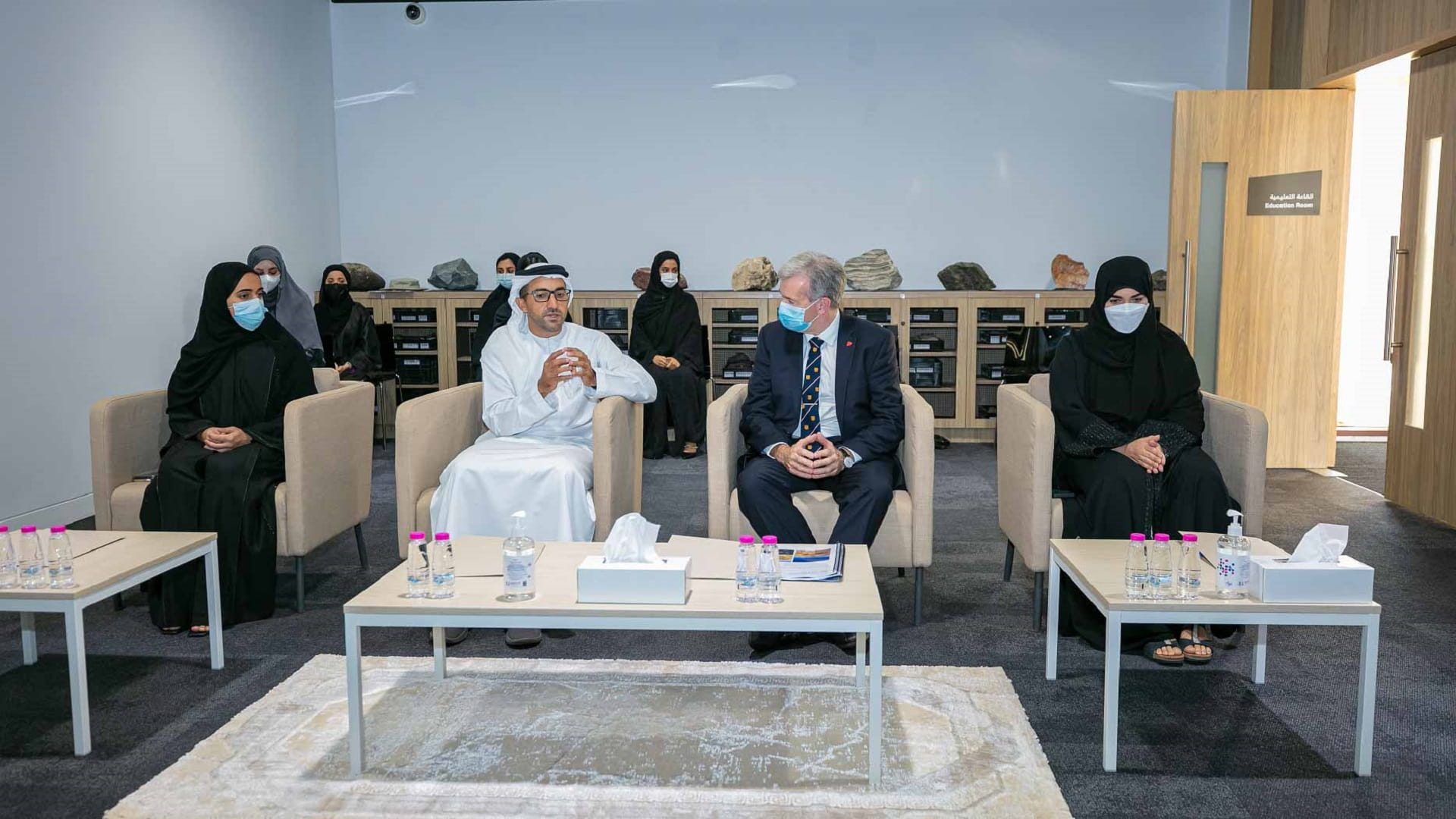 صورة بعنوان: الشارقة تبحث تعزيز التعاون البيئي مع حكومة جيرسي 