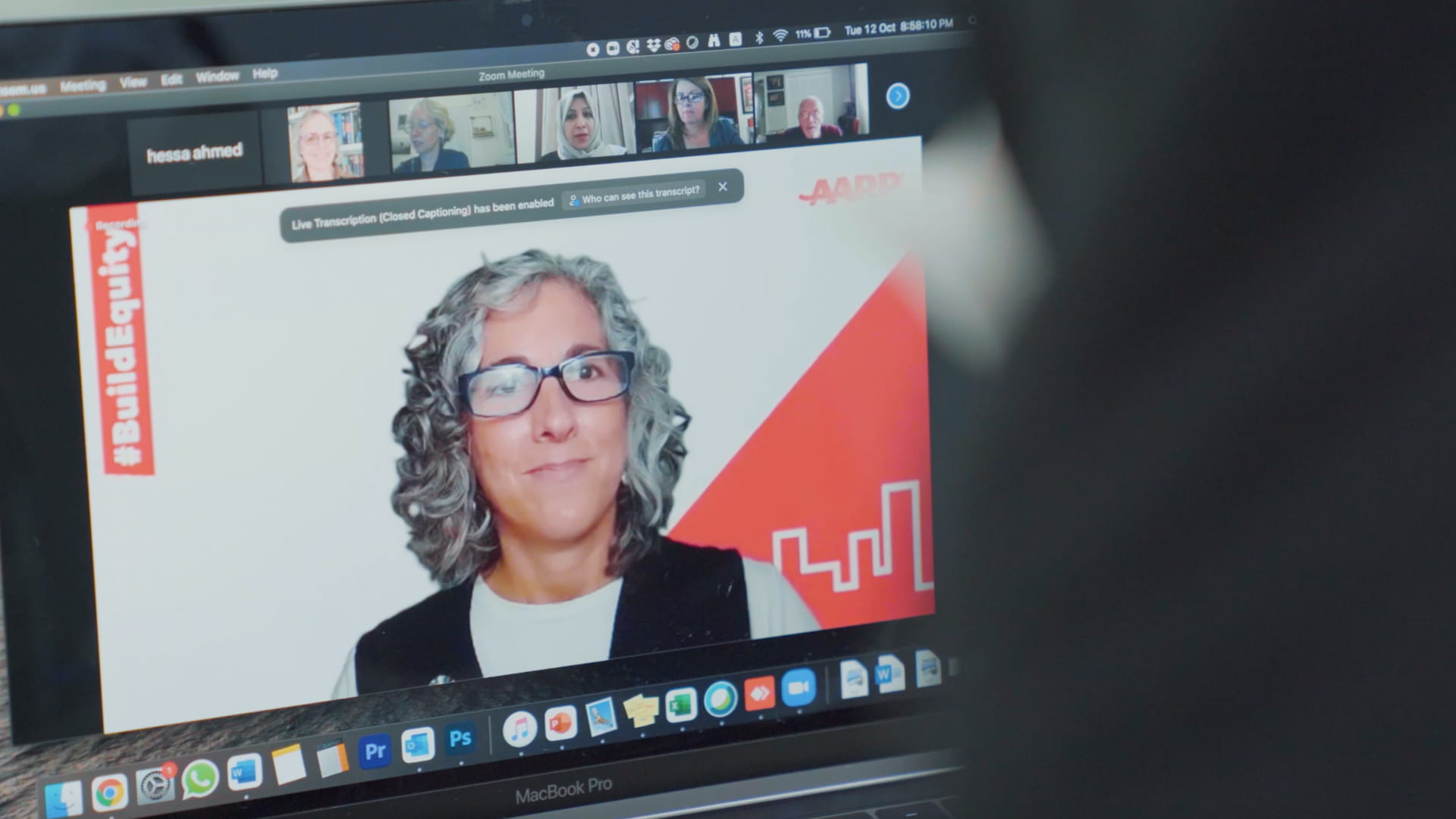 صورة بعنوان: "اجتماعية الشارقة" تعرض تجربة الإمارة في مراعاة كبار السن 