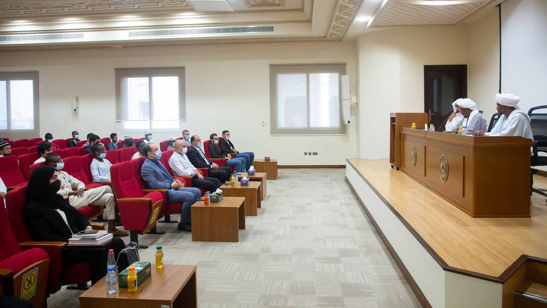 صورة بعنوان: الجامعة القاسمية تنظم ندوة عن السيرة النبوية العطرة  