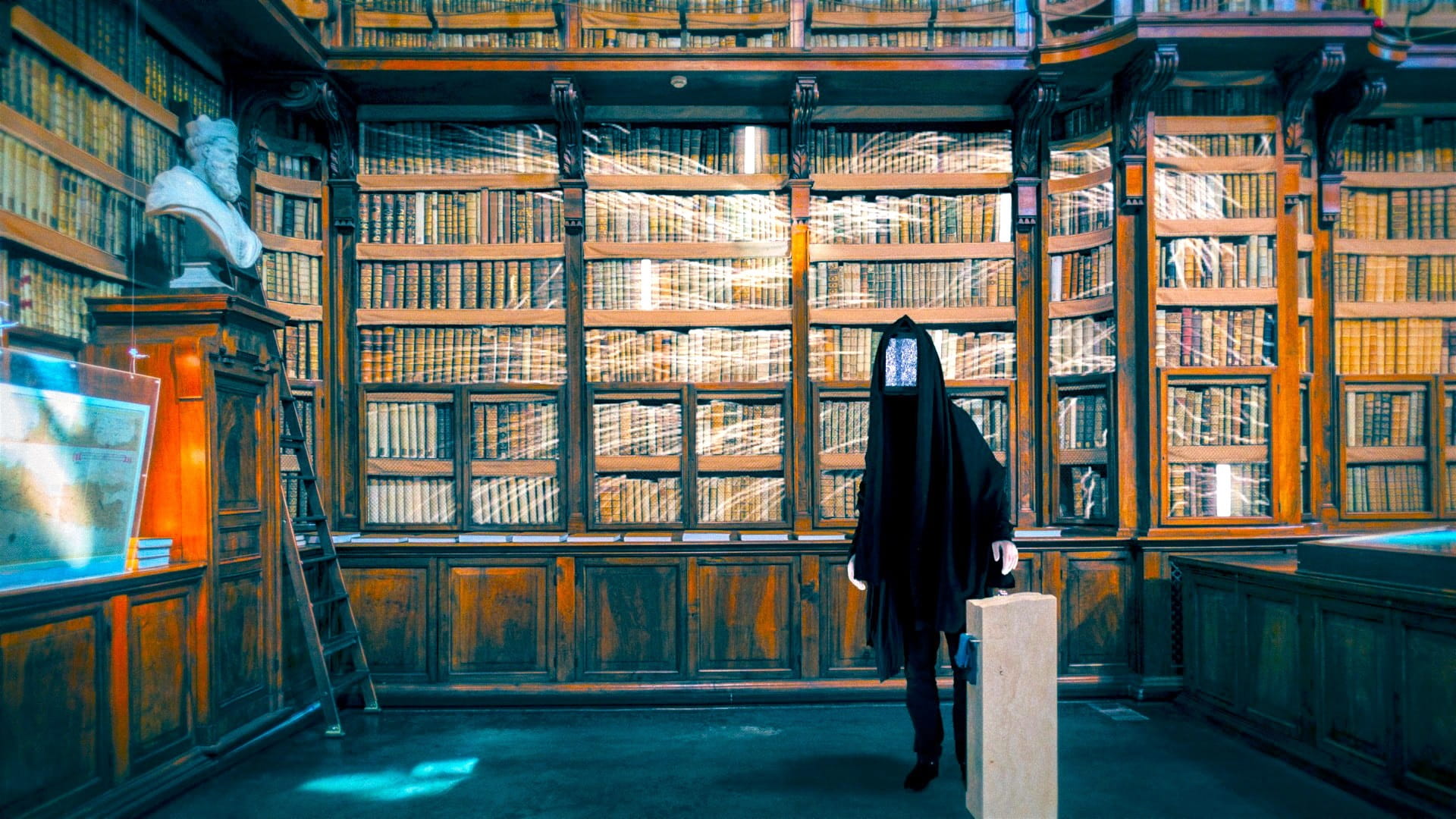 صورة بعنوان: الشارقة الدولي للكتاب يقدم 5 مسرحيات و8 عروض موسيقية جوالة 