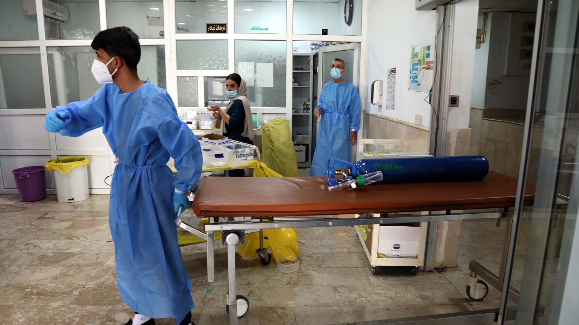 Image for the title: Iraq lists 24 virus related deaths, 1,247 new infections 