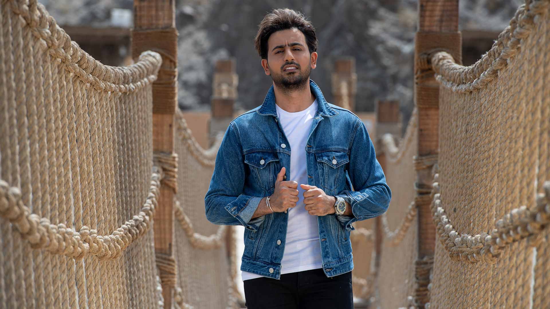 صورة بعنوان: فؤاد عبد الواحد يطلق أحدث أغانيه "صارت قديمة" 